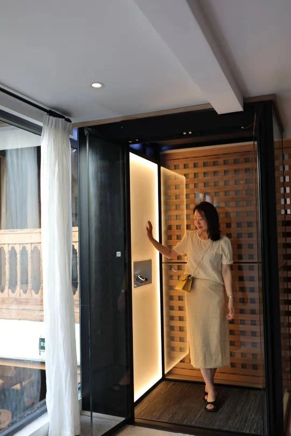 1627557668656173.jpg 瑞特科電梯體驗.jpg